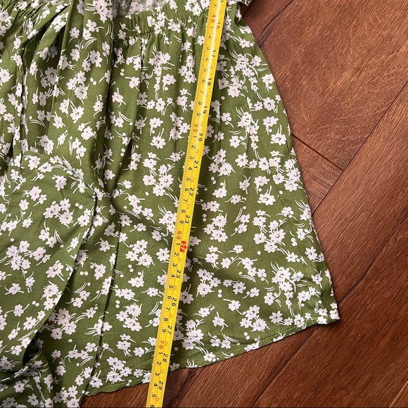 Princess Polly RAGNAR TIE FRONT ROMPER GREEN FLORAL Size 4 Brand New Without Tag - Picture 7 of 8